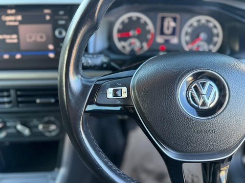 Volkswagen Polo 1.0 TSI SE Euro 6 (s/s) 5dr 33