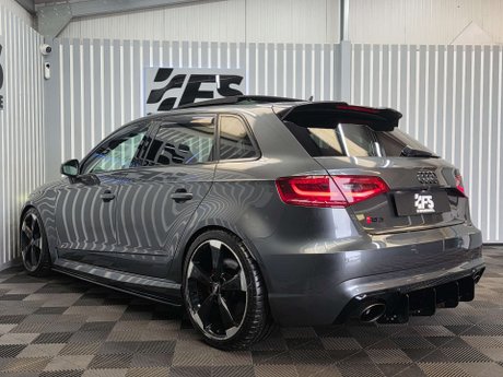 Audi RS3 2.5 TFSI Sportback 5dr Petrol S Tronic quattro Euro 6 (s/s) (367 ps) 4