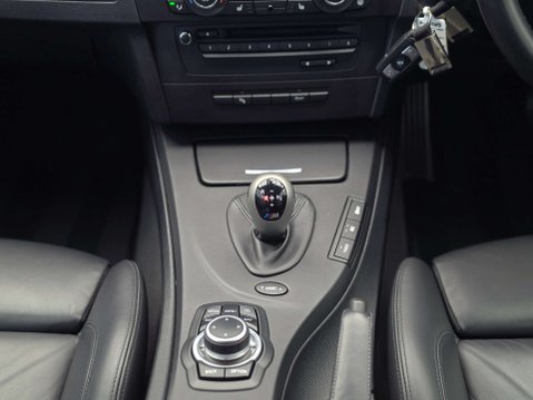 BMW M3 4.0 iV8 Coupe 2dr Petrol DCT Euro 5 (420 ps) (Competition Pack) 6
