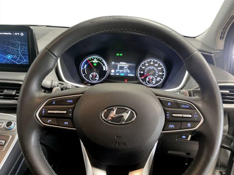 Hyundai SANTA FE 1.6 h T-GDi Premium SUV 5dr Petrol Hybrid Auto Euro 6 (s/s) (230 ps) Air Co 13