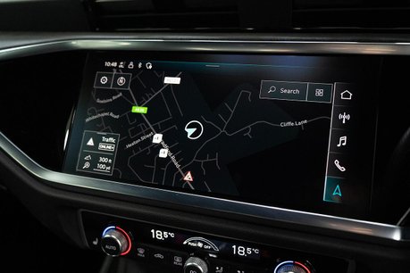 Audi RS Q3 2.5 TFSI Vorsprung SUV 5dr Petrol S Tronic quattro Euro 6 (s/s) (400 ps) 8