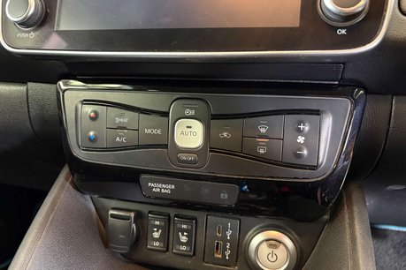 Nissan LEAF 40kWh Tekna Hatchback 5dr Electric Auto (150 ps) 41