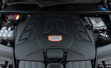 Porsche Cayenne GTS 30