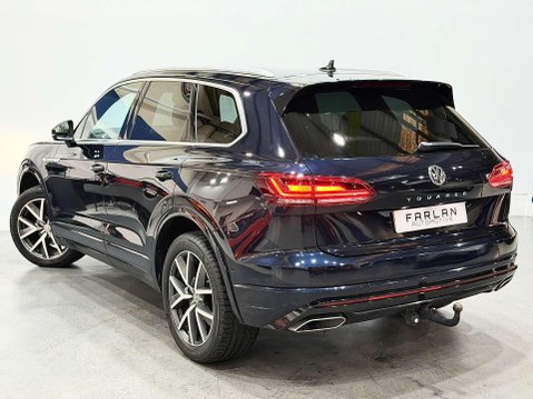 Volkswagen Touareg 3.0 TDI V6 R-Line SUV 5dr Diesel Tiptronic 4Motion Euro 6 (s/s) (286 ps) 23