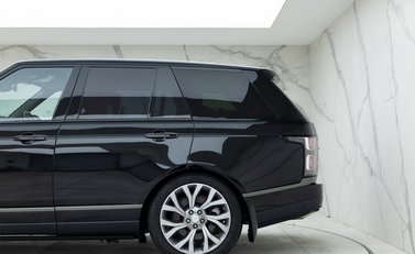 Land Rover Range Rover P400e Autobiography 29