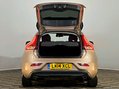 Volvo V40 ES D3 2.0 150 9