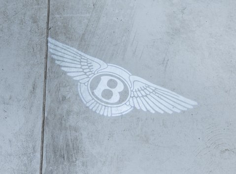 Bentley Bentayga V8 S 34