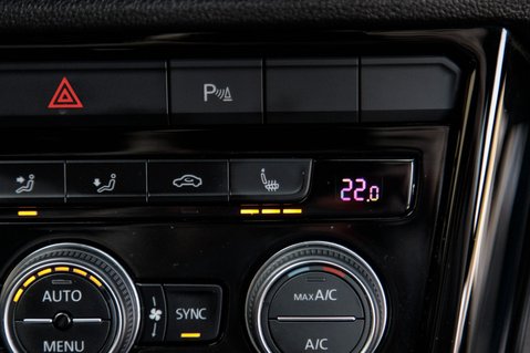 Volkswagen T-Roc BLACK EDITION TSI EVO DSG 36