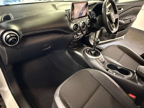 Nissan Juke 1.0 Juke N-Connecta DiG-T 5dr 59