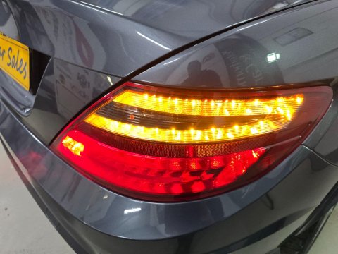 Mercedes-Benz SLK 3.5 SLK350 BlueEfficiency AMG Sport Edition 125 G-Tronic+ Euro 5 (s/s) 2dr 45