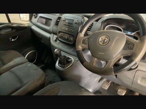 Vauxhall Vivaro 1.6 Vivaro 2700 Sportive CDTi 5