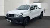 Toyota Hilux Active | 2.4 LT | Extended Cab | Tow Bar | Air Con | EURO 6 1