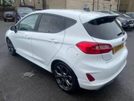 Ford Fiesta ST-LINE 6