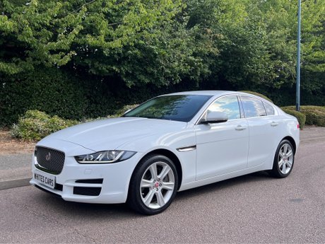 Jaguar XE 2.0i Portfolio Auto AWD Euro 6 (s/s) 4dr 63