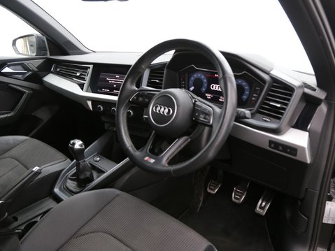 Audi A1 1.0 TFSI 25 S line Sportback Euro 6 (s/s) 5dr 23
