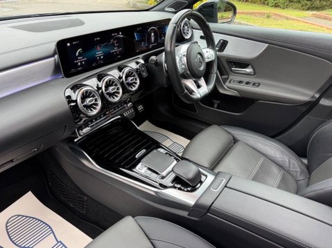 Mercedes-Benz A Class 2.0 A35 AMG (Premium Plus) SpdS DCT 4MATIC Euro 6 (s/s) 5dr 2
