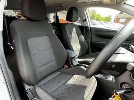 Hyundai BAYON 1.0 Bayon Premium TGDi MHEV Auto 5dr 54