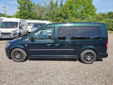 Volkswagen Caddy Maxi Camper Crib 14