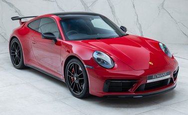 Porsche 911 Carrera GTS (992) 11