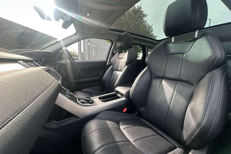 Land Rover Range Rover Evoque 2.0 TD4 SE Tech SUV 5dr Diesel Auto 4WD Euro 6 (s/s) (180 ps) 25