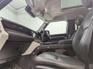 Land Rover Defender 3.0 Defender SE D MHEV Auto 4WD 5dr 57