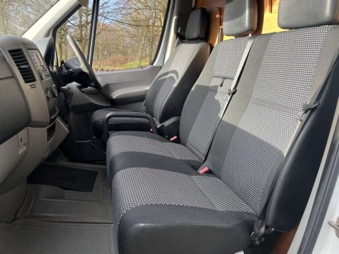 Mercedes-Benz Sprinter 2.1 211 CDI MWB 109 BHP 8