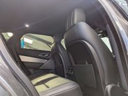 Land Rover Range Rover Velar 2.0 Range Rover Velar R-Dynamic SE D180 Auto 4WD 5dr 62