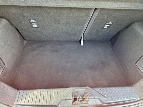 Ford Fiesta TREND 53