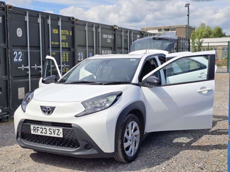 Toyota Aygo X 1.0 VVT-i Pure Hatchback 5dr Petrol x-shift Euro 6 (s/s) (72 ps) 8
