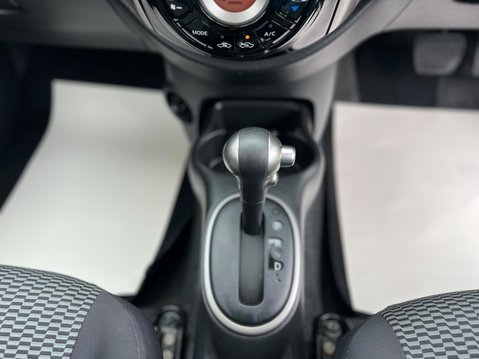 Nissan MICRA ACENTA 44