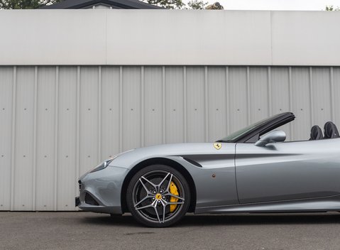 Ferrari California T 29