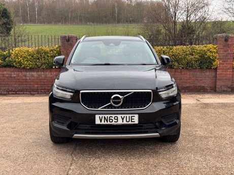 Volvo XC40 2.0 XC40 Momentum D3 5dr 4