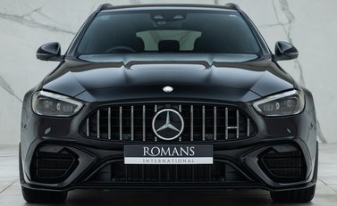 Mercedes-Benz C63 S AMG E Performance Estate Night Edition 4