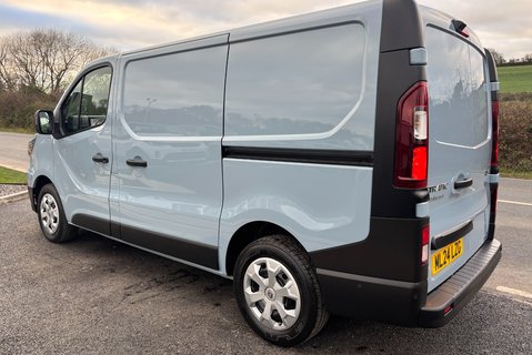 Renault Trafic SL28 Business Plus 130 ps dCi - Twin Side Loading Doors 6