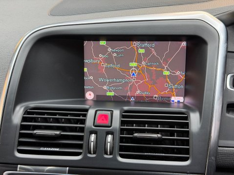 Volvo XC60 2.0 D4 R-Design Nav Auto Euro 6 (s/s) 5dr 67