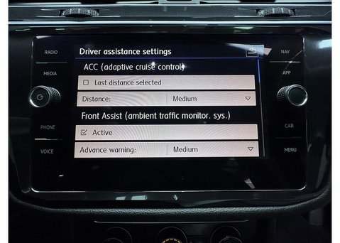 Volkswagen Tiguan 2.0 TDI R-Line SUV 5dr Diesel DSG 4Motion Euro 6 (s/s) (150 ps) 88