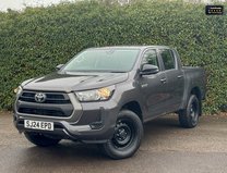 Toyota Hilux Active [SOLD MT] 2.4 LT | AC | Tow Bar | Double Cab 1