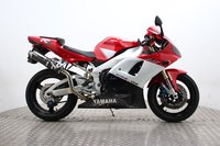 Yamaha R1 YZF R1