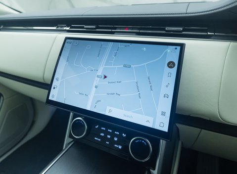 Land Rover Range Rover P530 Autobiography LWB (7 Seat) 23