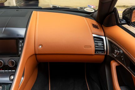 Jaguar F-Type V8 R 31