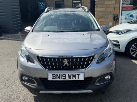Peugeot 2008 ALLURE PREMIUM 4