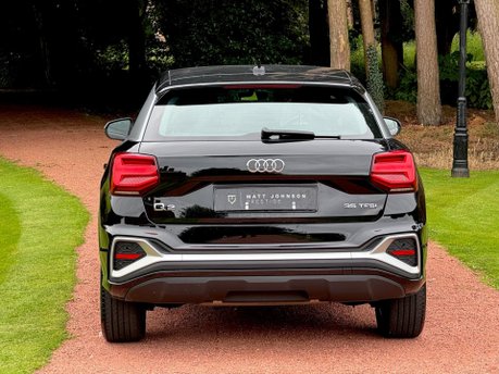 Audi Q2 TFSI S LINE 8