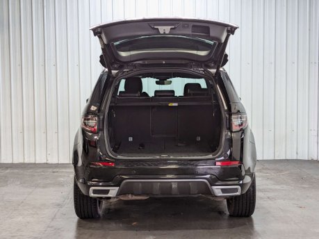 Land Rover Discovery Sport 2.0 Discovery Sport R-Dynamic SE D Auto 4WD 5dr 42