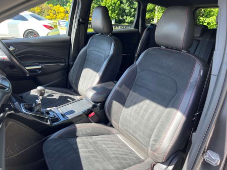 Ford Kuga 2.0 Kuga ST-Line TDCi 5dr 39