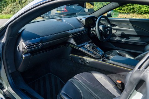Aston Martin Vantage 4.0 Vantage V8 Auto 3dr 9