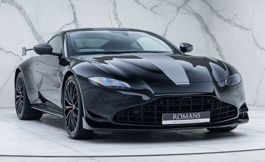 Aston Martin Vantage F1 EDITION 8