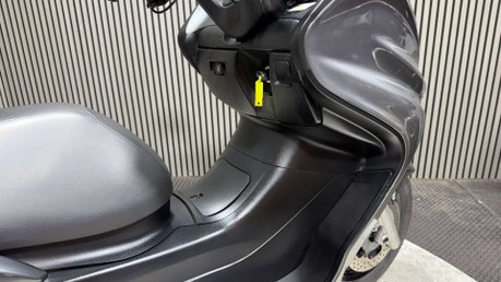 Yamaha Majesty 2010 ONLY 12K MOT SEPTEMBER 2027 LARGE MAXI SCOOTER 400CC 7