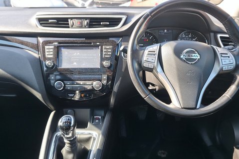 Nissan Qashqai DCI TEKNA.. 8 SERVICES.. 1 PREVIOUS KEEPER.. £20 ROAD TAX.. 70MPG..STUNNING 12