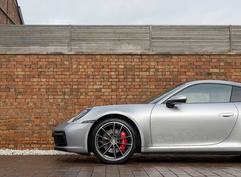 Porsche 911 Carrera S (992) 25