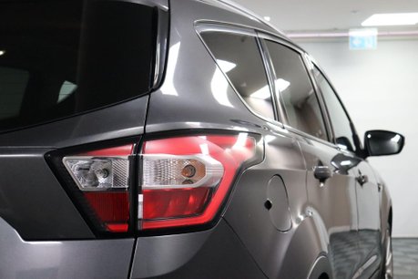 Ford Kuga TITANIUM X EDITION 23